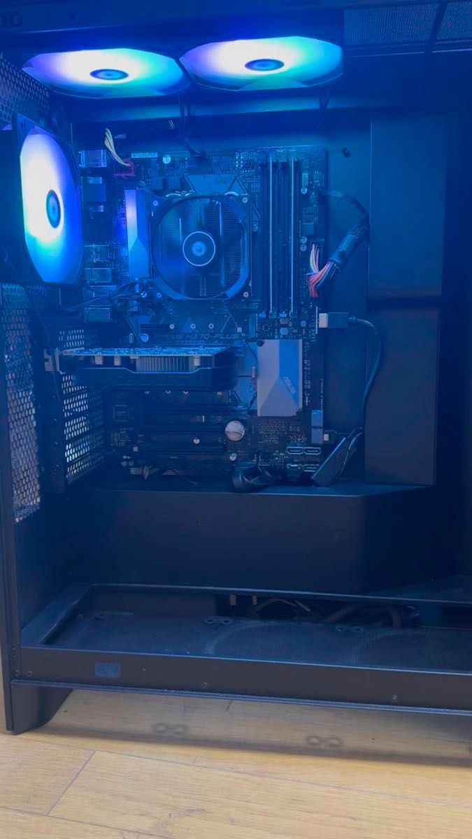 ゲーミングPC CORE i5 9400F GTX1650 16GBメモリ SSD120GB HDD2TB NZXT PCケース