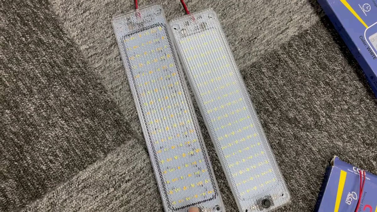 LED 車 ルームランプ 車内照明 室内灯 ライト 12V 24V 兼用 後付け バス トラック 作業灯 ホワイト 電球色 1本