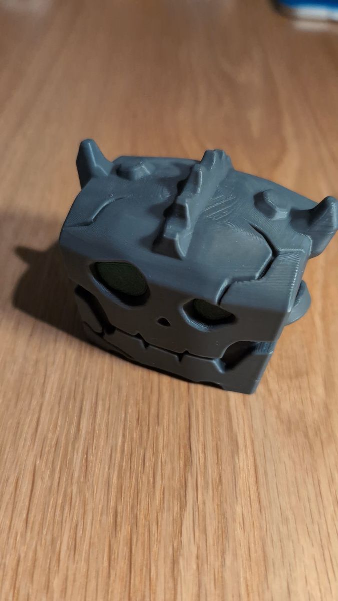【LED付】ゼルダの伝説 ボコブリンの宝箱 宝箱 スイッチ用ゲームソフト収納ボックス