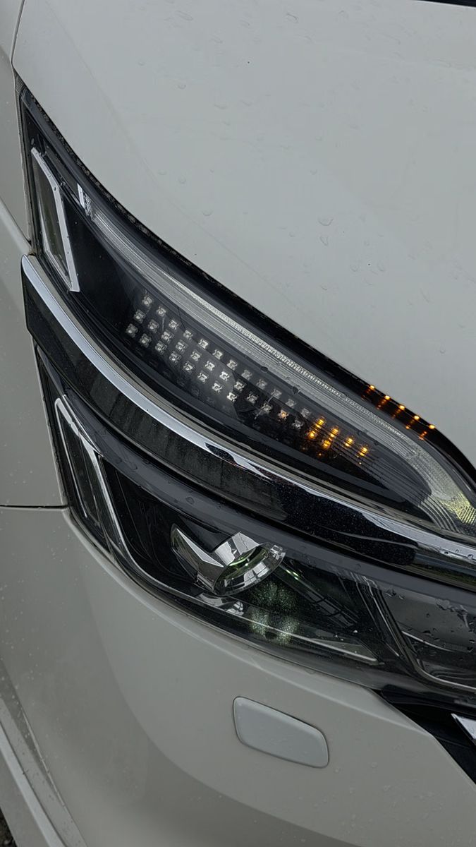★日産セレナC27 コンビネーションランプ左右 (LEDチップ入りシーケンシャルON&OFF切り替えスイッチ付き)車検対応★
