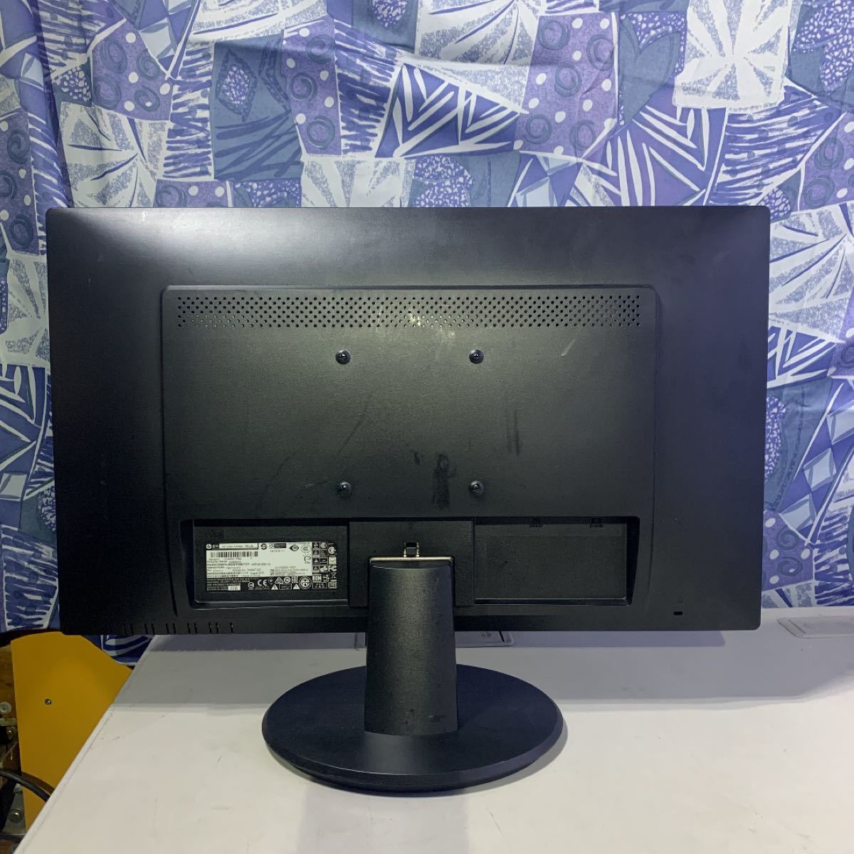 HP V242 24インチLEDバックライト付きモニター