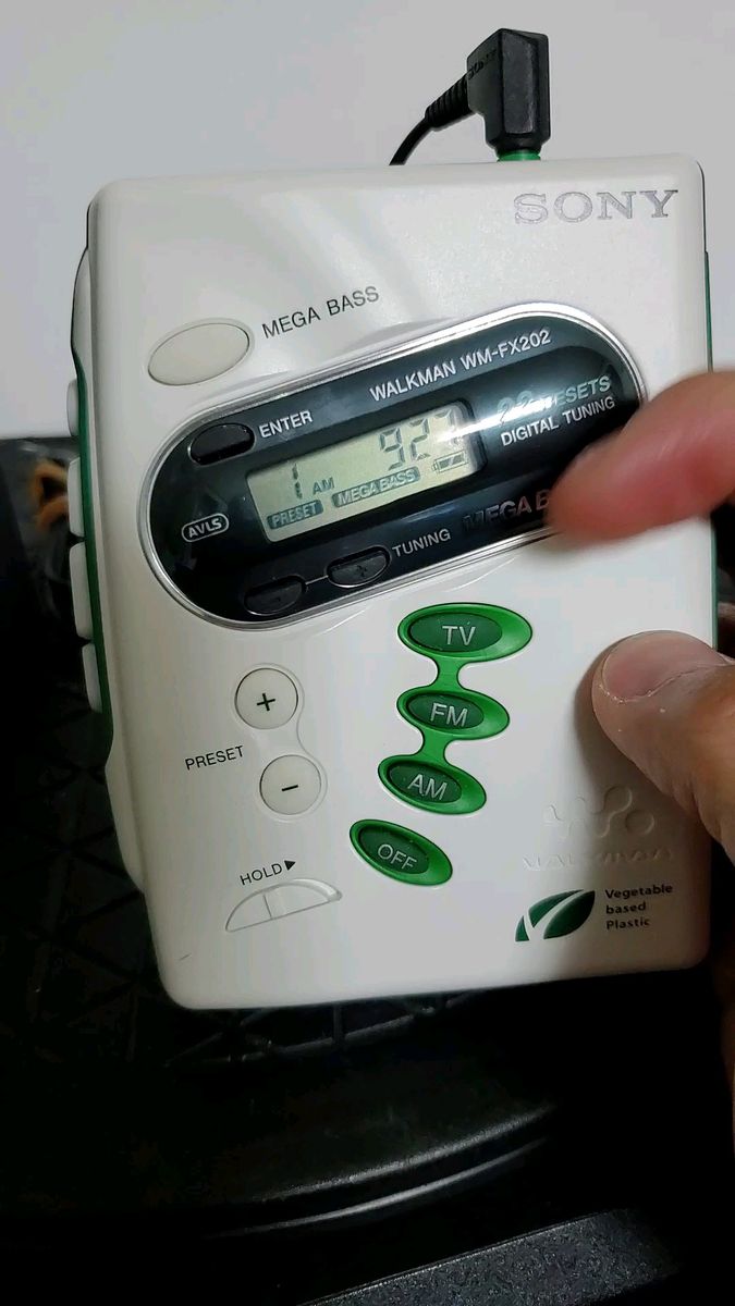 SONY ソニー WALKMAN WM-FX202 動作品! ラジオも良く聴けます!
