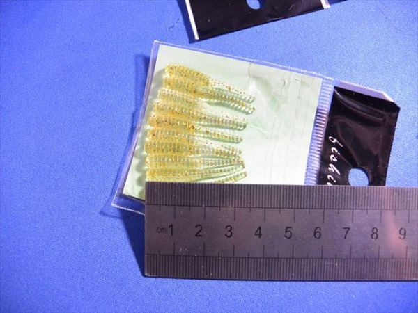 ヤフオク 11種セット110本アジングワーム 35mm 0 3g サビ ヤフオク 11種セット110本アジングワーム 35mm 0 3g サビ