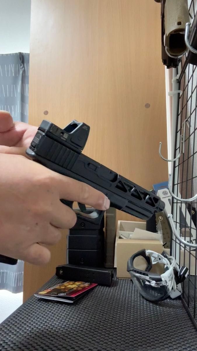 アーミーアーマメント glock17 ガスブローバック