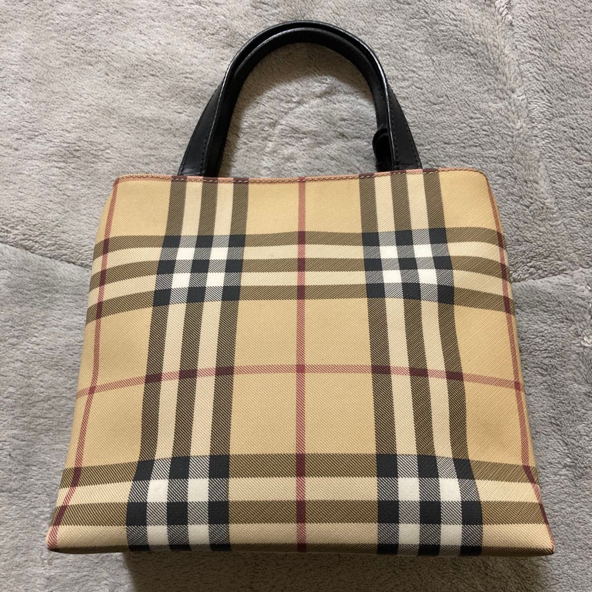 【超美品】 BURBERRY London ノバチェック 9cm 着用2回 美品 BURBERRY LONDON バーバリーロンドンハンドバッグ トート