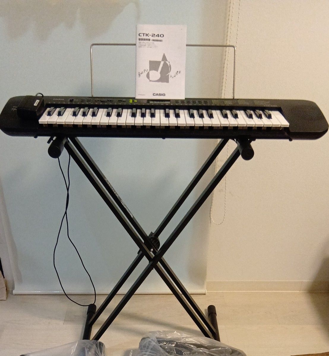【値下げ】【美品】CASIO 電子キーボード ACアダプター付き CTK-240 美品 CASIO 電子キーボード 電子ピアノ CTK-240 スタンド付き