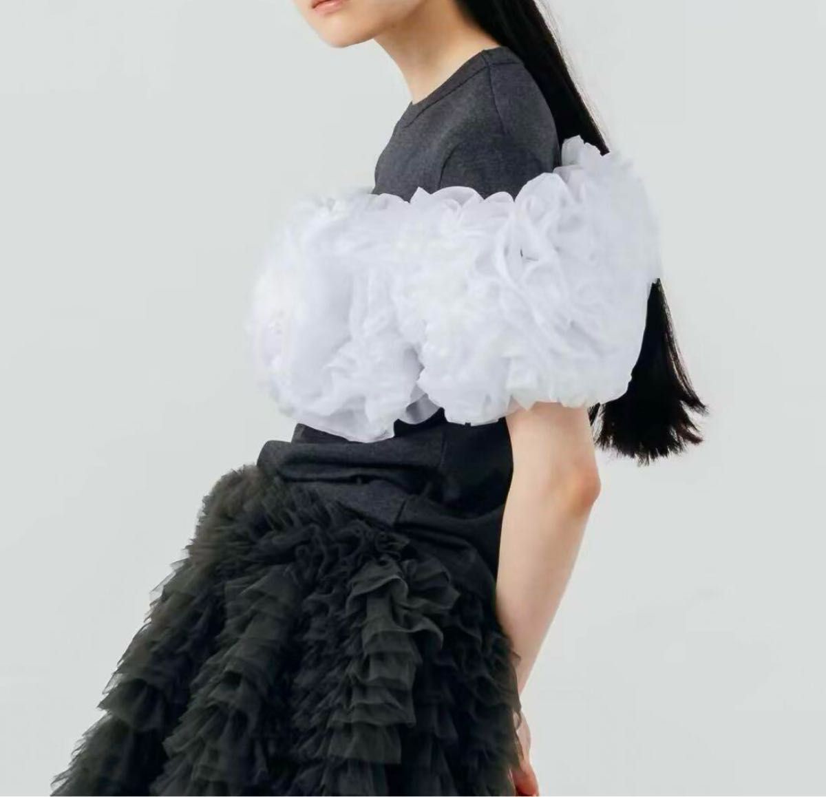 【美品】Bibiy CAMELLIA TOP ホワイト bibiy新品CAMELLIA TOP 花モチーフフリルトップス|Yahoo!フリマ