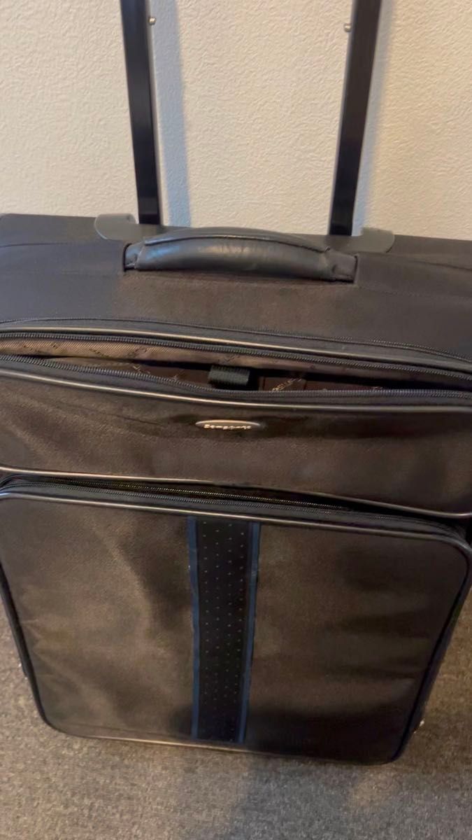 Samsonite スーツケースケース ブラック 旅行 出張