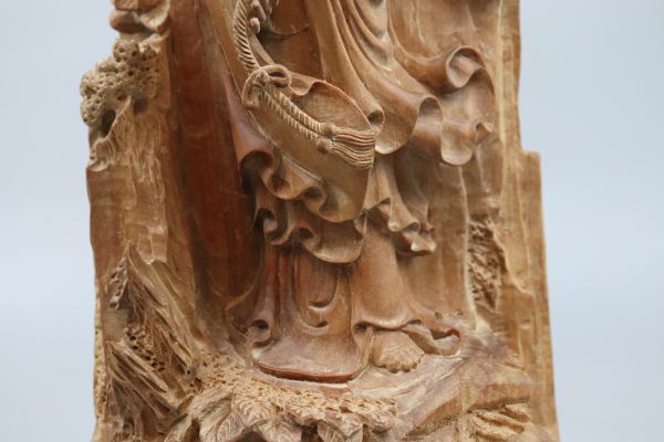 仏教美術 白檀 一刀彫 観音菩薩像 般若心経彫 仏像 木彫 高さ約37,5㎝ 仏教美術 白檀 一刀彫 観音菩薩像 般若心経彫 仏像 木彫 高さ約
