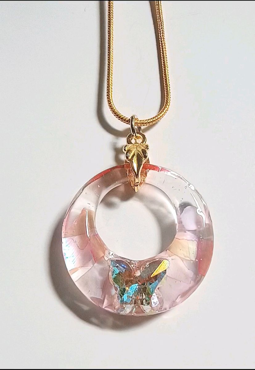 春色ピンクシェルのペンダント レジンネックレス ロングネックレス ハンドメイド