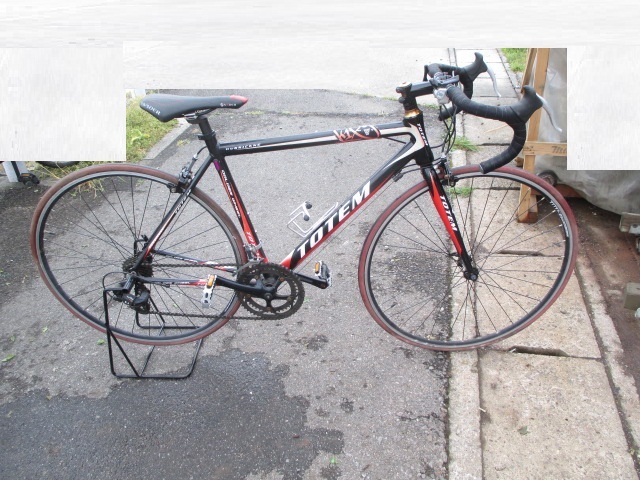 ロードバイク 自転車 アルミ 軽量 700C TOTEM シマノ14段変速 700x23c ...