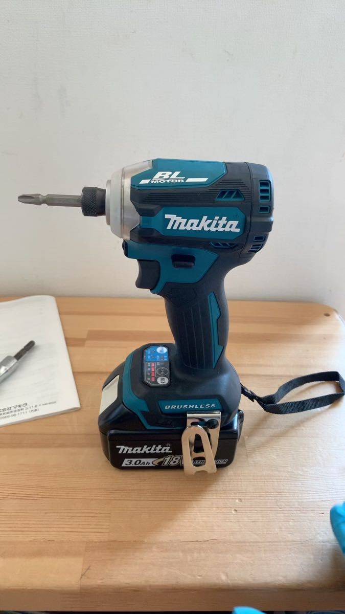 【毎日更新】本体のみ マキタ TD171D 18V 充電式インパクトドライバ makita バッテリー無し 青