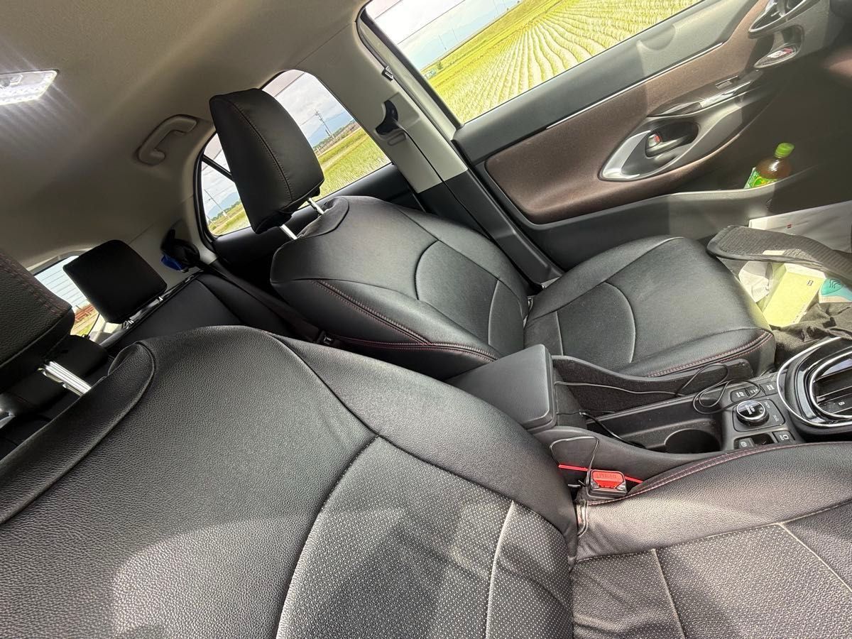 TOYOTA ヤリスクロス専用設計ラグジュアリーシートカバー 希少価値限定品 TOYOTA ヤリスクロス専用設計ラグジュアリーシートカバー 希少