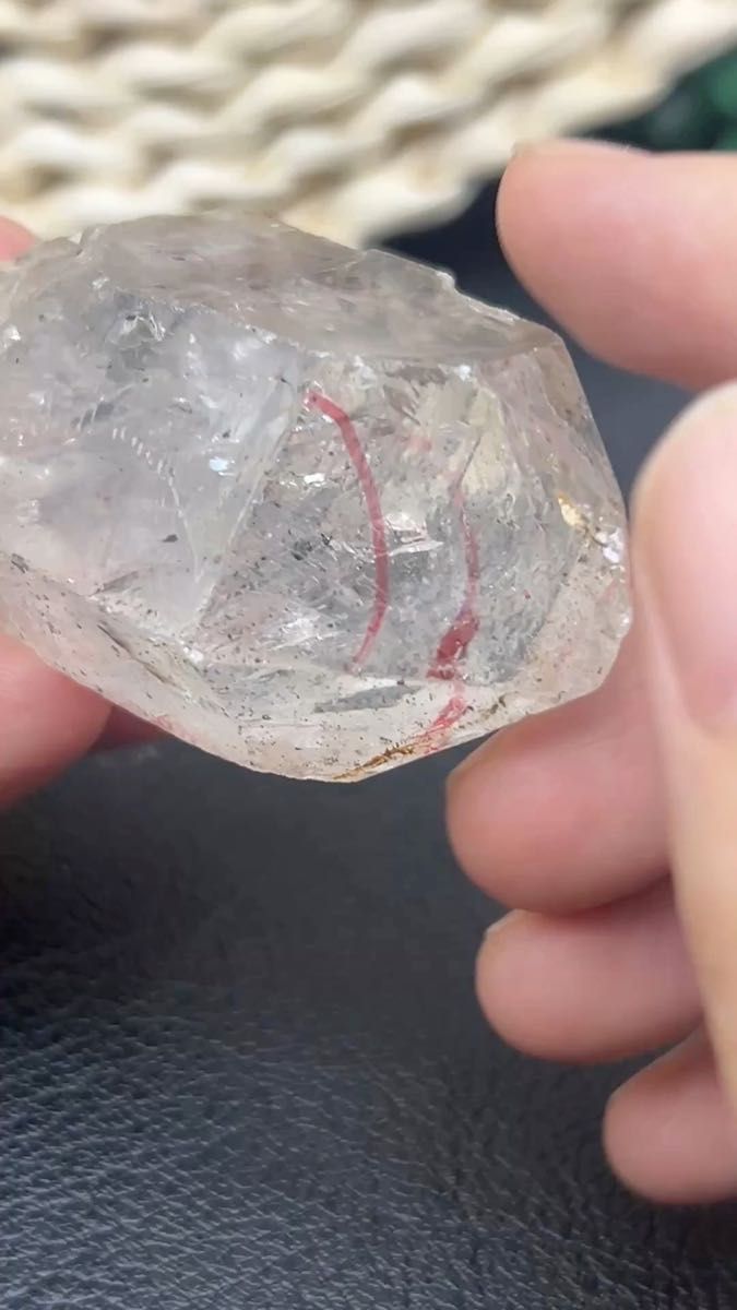 レア★天然水入り水晶原石 気泡入り 流砂 エレスチャル水晶 ポイント 希少 標本 置物