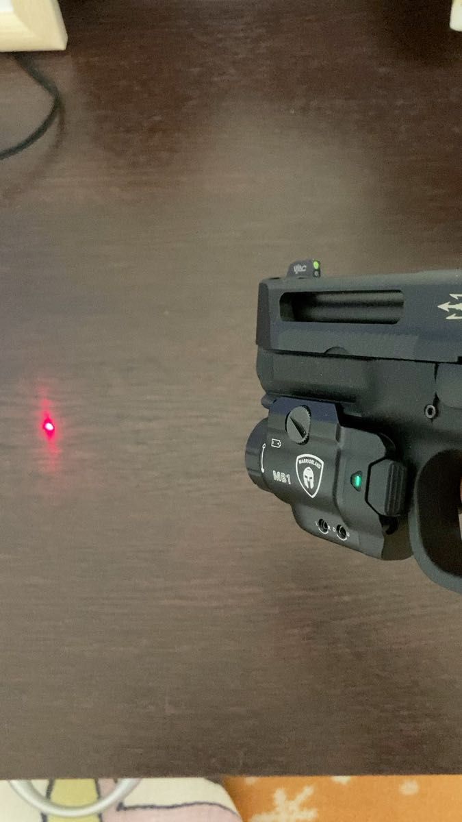 東京マルイ製ガスブローバックガンM&P9 コスタ氏カスタム・フルスチール版新品未使用保管庫 +実物フラシュライト500lm