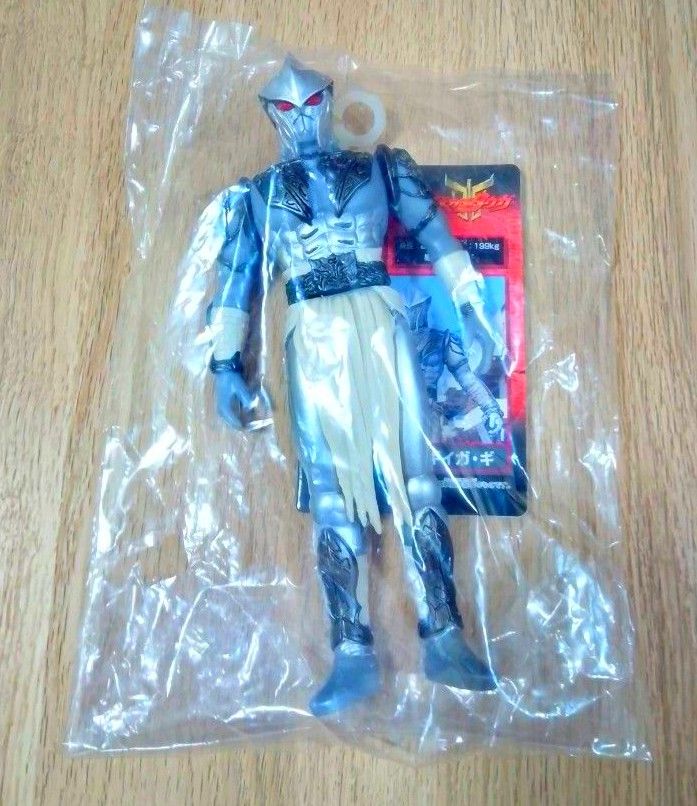 仮面ライダークウガ ソフビ グロンギ怪人 メ・ギイガ・ギ フィギュア