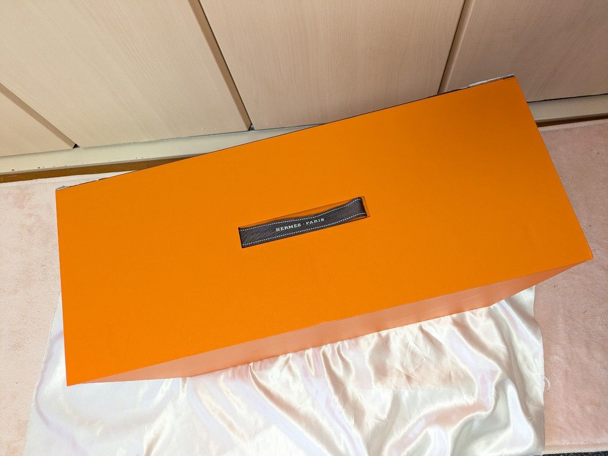 エルメス HERMES 巨大 空箱マグネット式 空き箱 化粧箱 保存箱