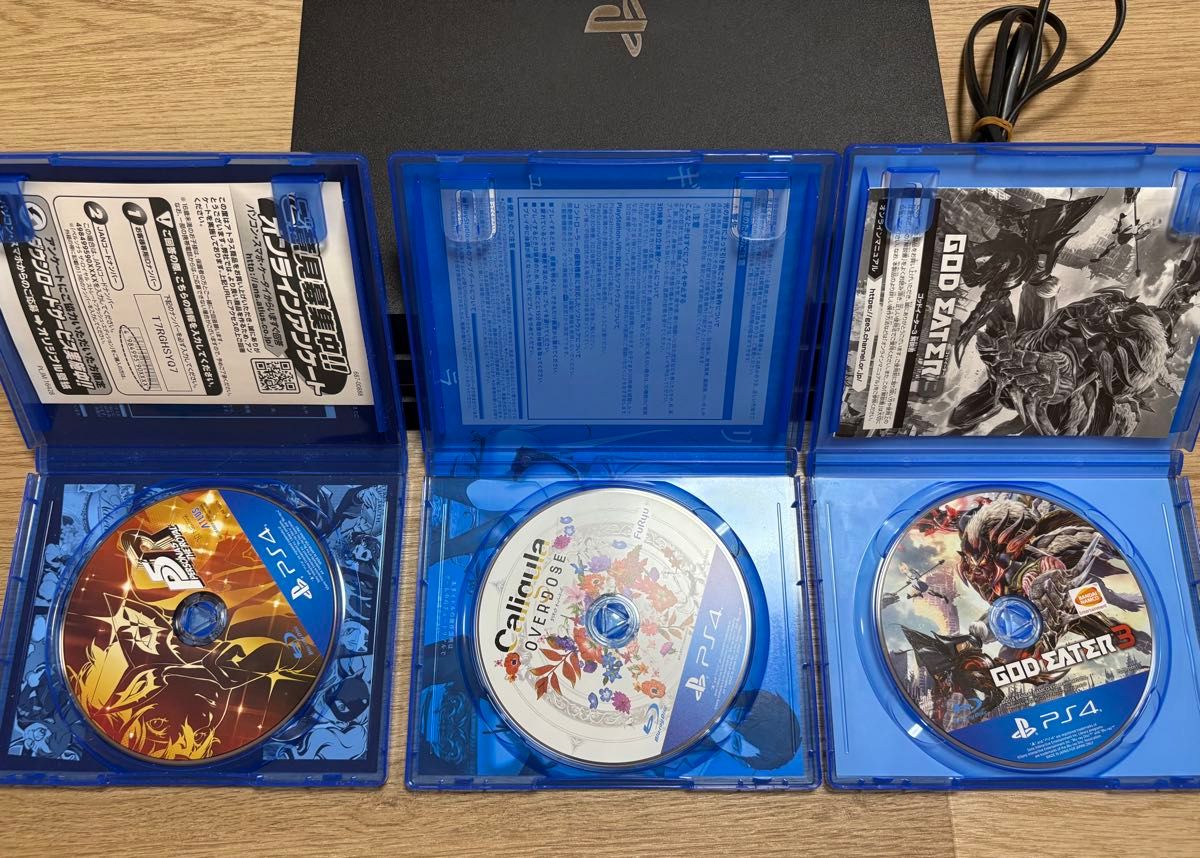 PlayStation4 Pro KINGDOM HEARTSIII LIMITED EDITION (ソフトの