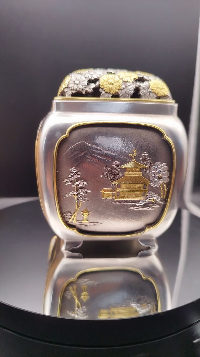 津雪作・銀製・金・菊蓋秋景香炉・希少・アンティーク・silver 純銀 鳥居 五重塔 桜 月 京都 紅葉 梅 伝統工芸