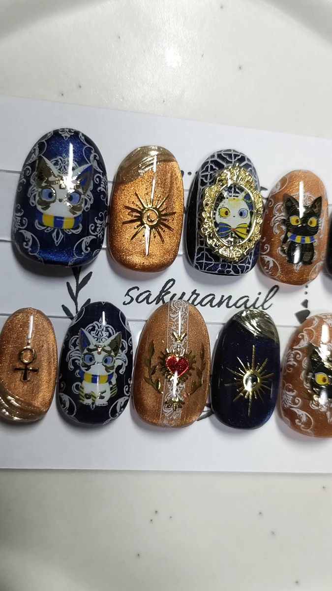 ネイルチップ現品ショートオーバル エジプト猫ネイル ねこネイル 濃紺×橙ネイル うるうるマグネットネイル 個性派ショートアート