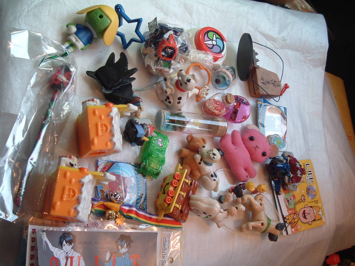 AZ5-3-32 toy 30 piece set.① from ⑩ till, each 1 set. . price.. after the bidding successfully . hope. goods. number . please inform.