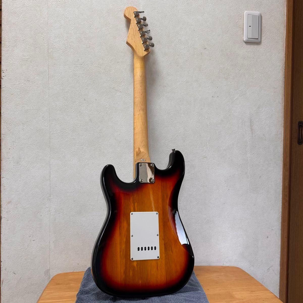 セルダー ストラト 3Tサンバースト 美品】SELDER エレキギター ソフトケース付き ストラト