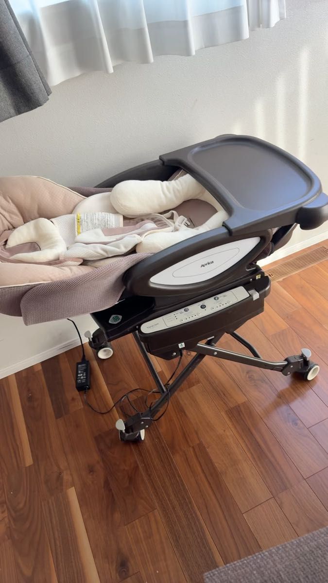 Aprica アップリカ 電動 スウィング ユラリズム ハイローチェア 赤ちゃん 離乳食 (股バックルのみ欠品)※取説有り