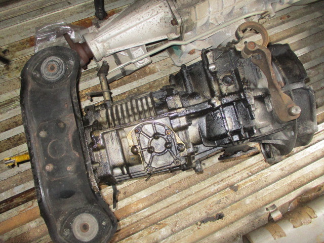 # Porsche 911 SC cabriolet manual mission used 915/61 G model 930 parts taking equipped 5MTgai DIN g swing axle arm #