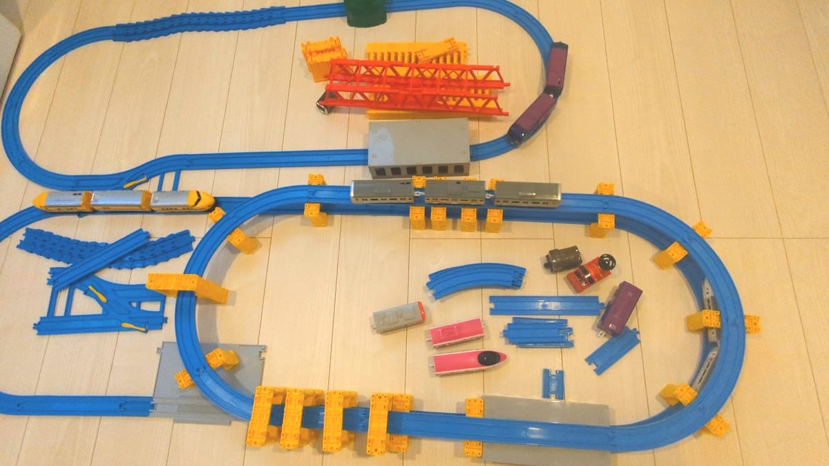 プラレール 大量セット レール・車両・橋・情景パーツなど