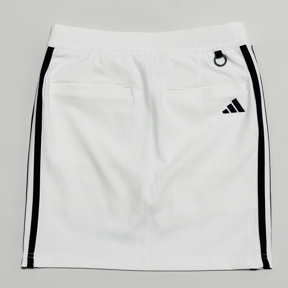 【新品】adidas アディダス ゴルフウェア セットアップ レディースXS 白 新品】adidas アディダス ゴルフウェア セットアップ レディース