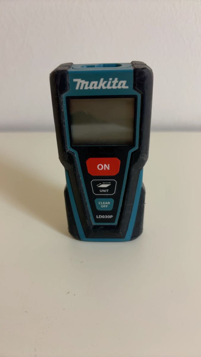 【中古】【おまけ付き】マキタ レーザー距離計 LD030P