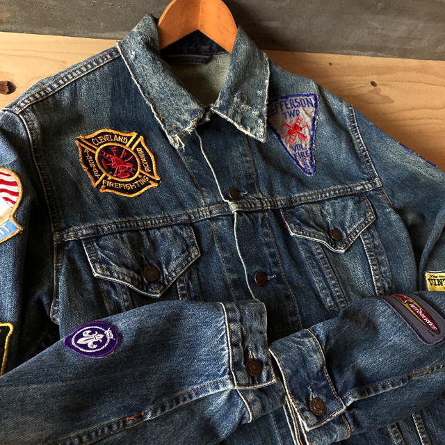 Levi's 70500 デニム ジャケット ユーロ ヨーロッパ リーバイス 古著 ワッペン ヴィンテージ Gジャン トラッカージャケット 70505