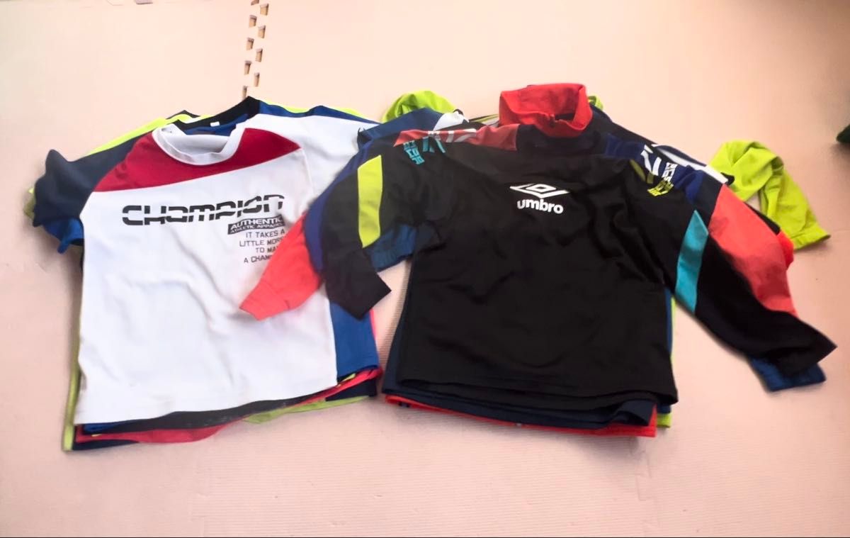 Tシャツ アディダス 半袖Tシャツ 半袖 子供用 adidas チャンピオン NIKE ナイキ アンブロ umbro プーマ