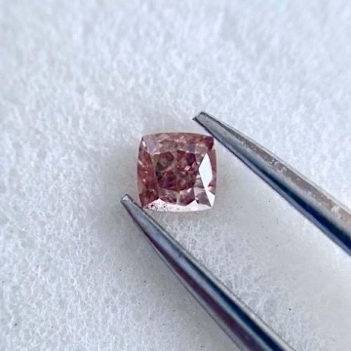 0.097ct VS-2 天然ピンクダイヤモンドルース FANCY PINK