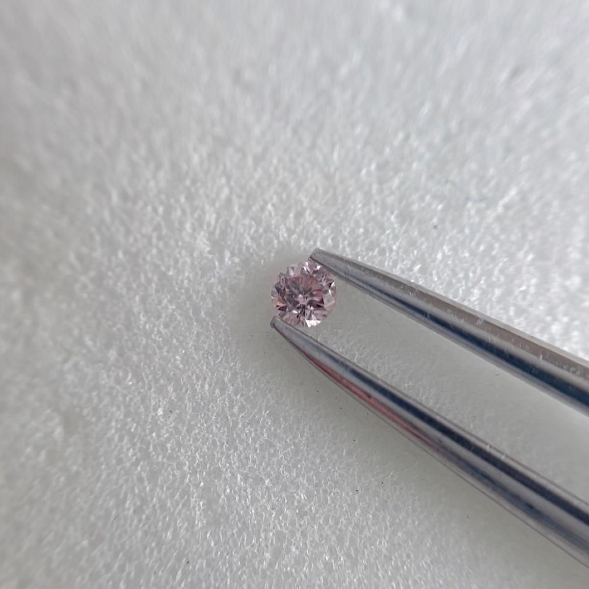 0.027ct SI-2 天然ピンクダイヤモンドルース FANCY PINK