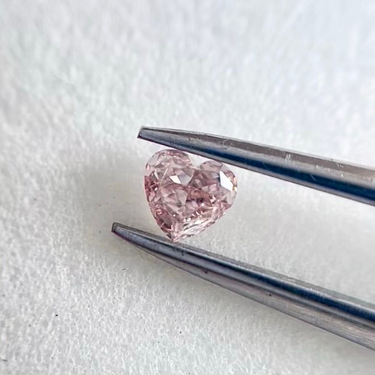 0.123ct SI-1 天然ピンクダイヤモンドルース ハートシェイプFOP