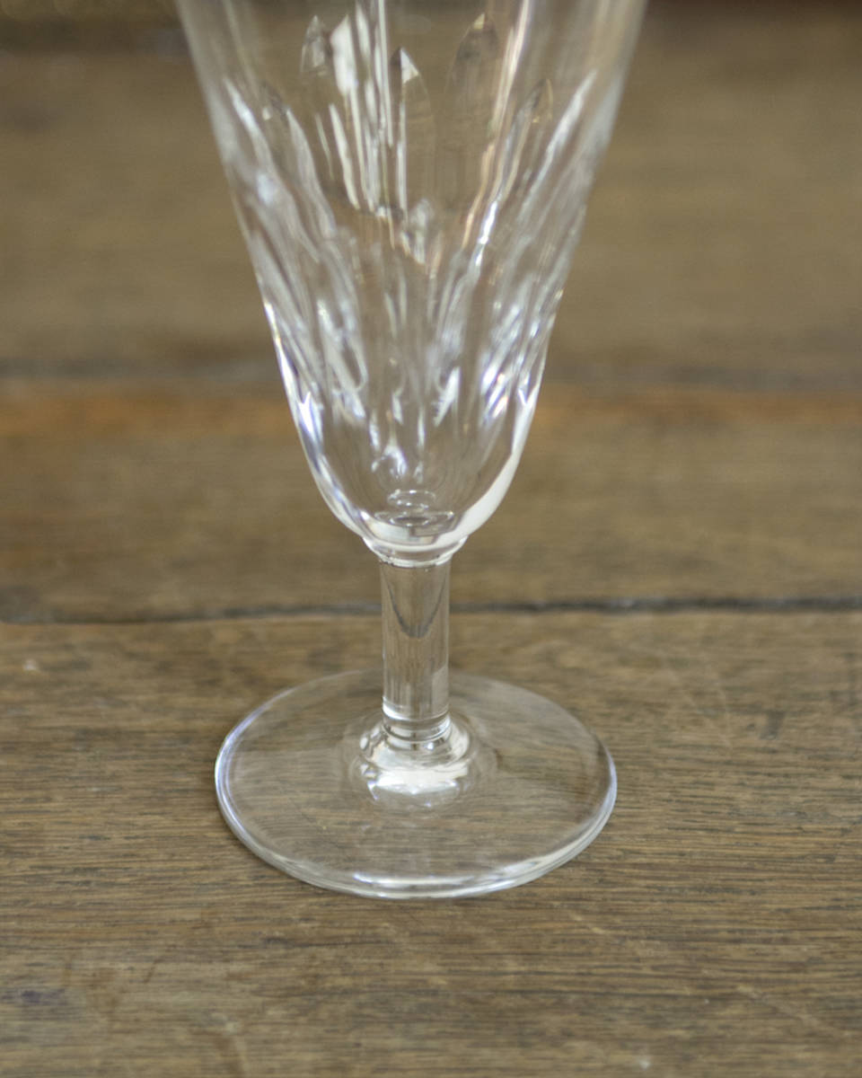 jf00892.d3 仏国*フランスアンティーク*食器 ワイングラス オールドバカラ baccarat 1936-1969 カクテルグラス 高級クリスタルガラス 雑貨_画像4