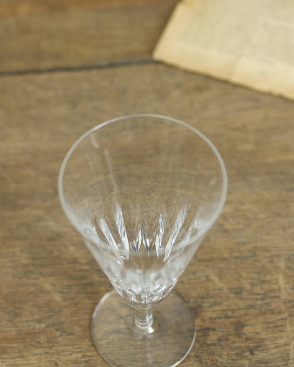 jf00892.d3 仏国*フランスアンティーク*食器 ワイングラス オールドバカラ baccarat 1936-1969 カクテルグラス 高級クリスタルガラス 雑貨_画像3
