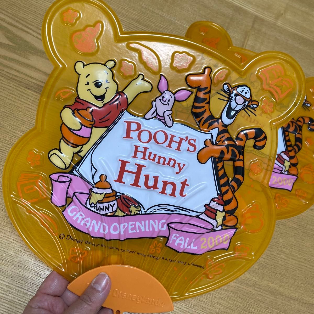 プーさんのハニーハント グランドオープン記念 グッグ各種 レア 希少品 プーさん ハニーハント グランドオープン うちわ 2