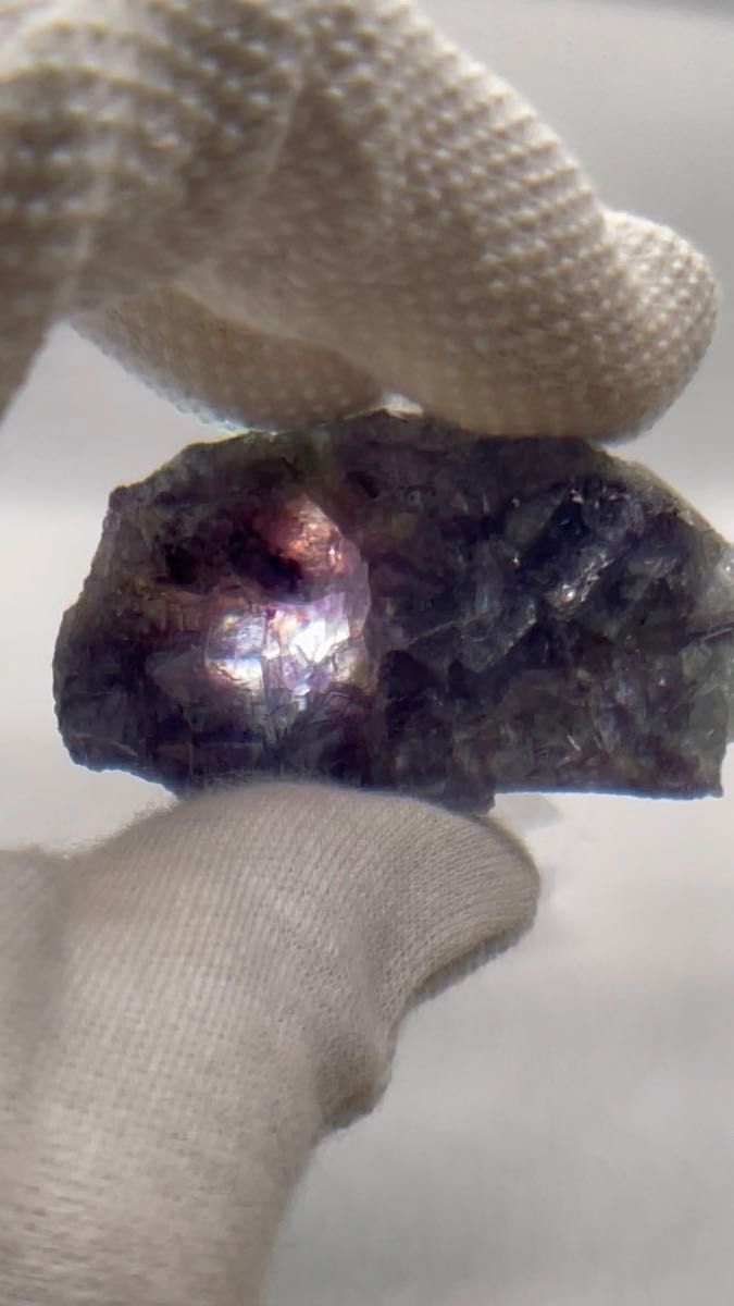 357#32g レインボーファントムフローライト 【内モンゴル 銀都】鉱物標本 蛍石 パワーストーン 天然石 完璧 キューブ