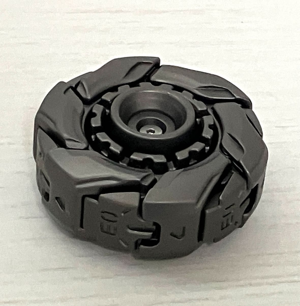 【新品】金属製 フィジェットトイ オープンアーマー|変形ハンドスピナー|ギミック 新品】金属製 フィジェットトイ オープンアーマー|変形ハンド