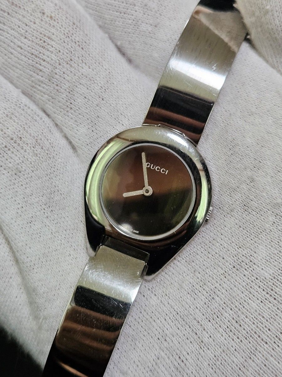 美品&電池切れ 】GUCCI グッチ クォーツ腕時計 6700L レディース