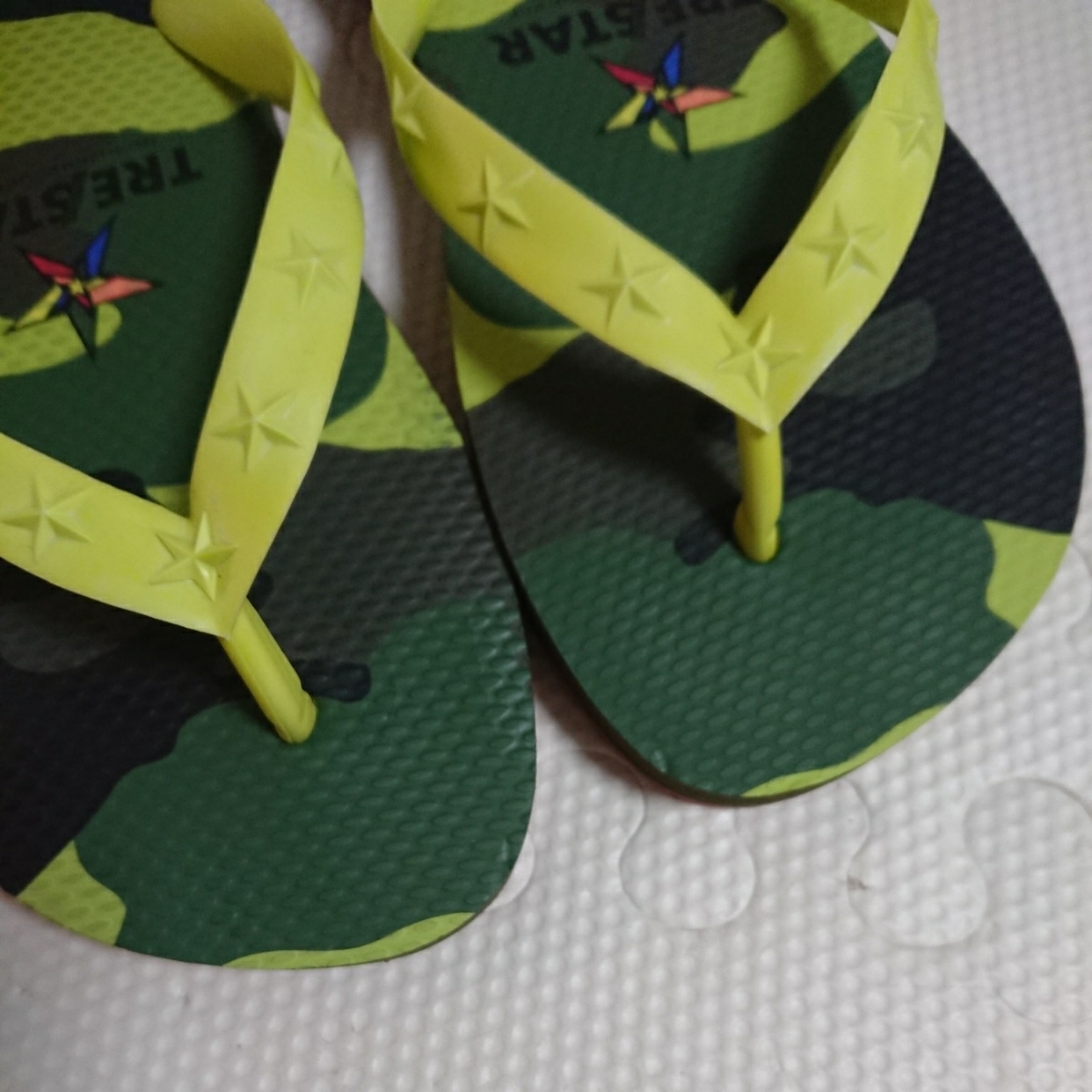 [ beautiful goods ]tore Star * beach sandals * neon yellow * size S22,5-23,5 centimeter! selling out price!!