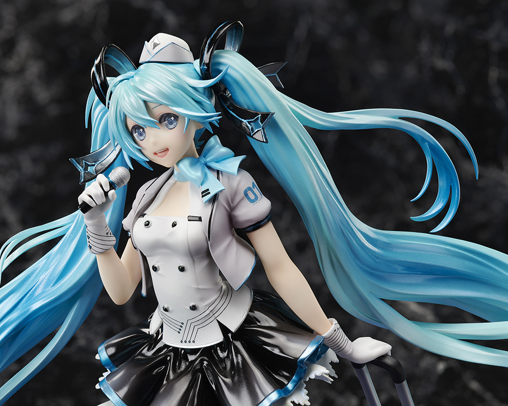 新品未開封　初音ミク「MIKU WITH YOU 2018」Ver. 1/7スケールフィギュア_画像1