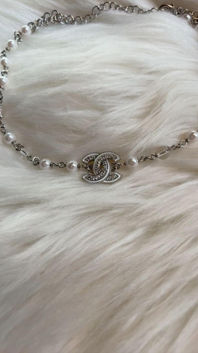 CHANEL ダイヤのような輝き 貴重 ラインストーン&パール ネックレス シルバーホワイト系 チョーカー 試着のみ