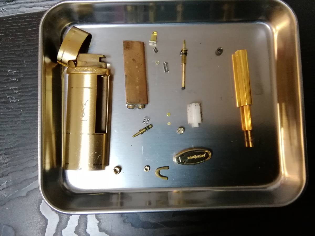 Paypayフリマ M イヴ サンローランライター金色 完動品 Paypayフリマ M イヴ サンローランライター金色 完動品