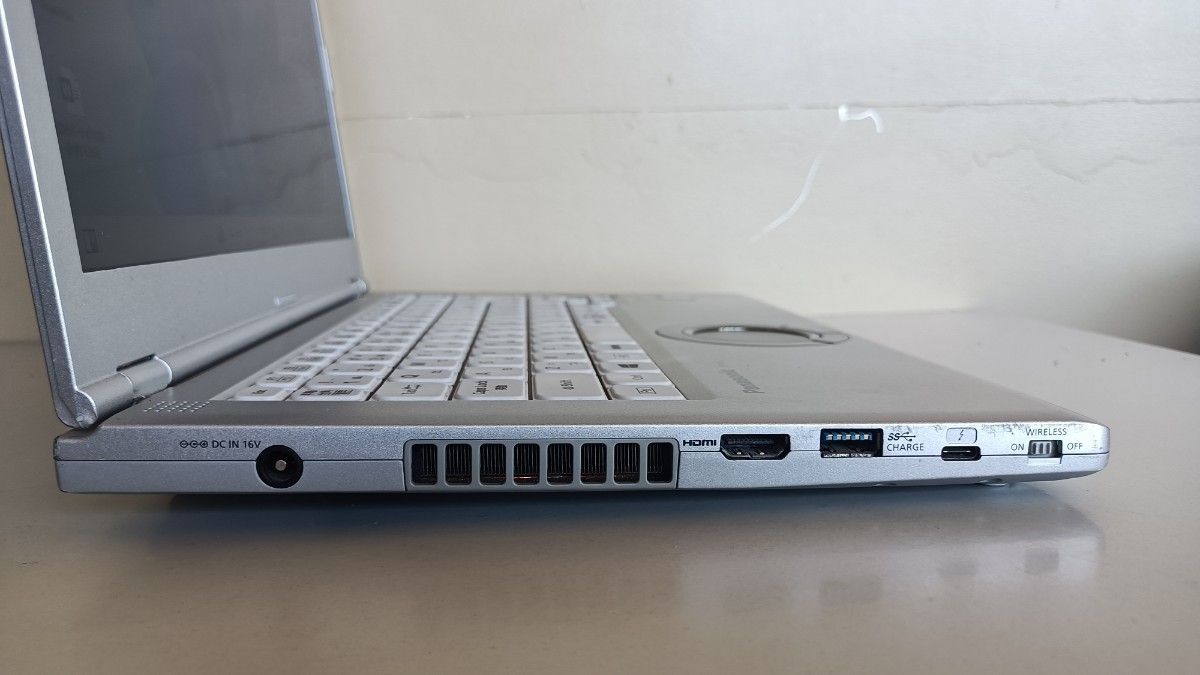ノートパソコンPanasonic第八世代Core i5 SSD256Gメモリ8G ノートパソコンPanasonic第八世代Core i5 SSD256Gメモリ8G Win11