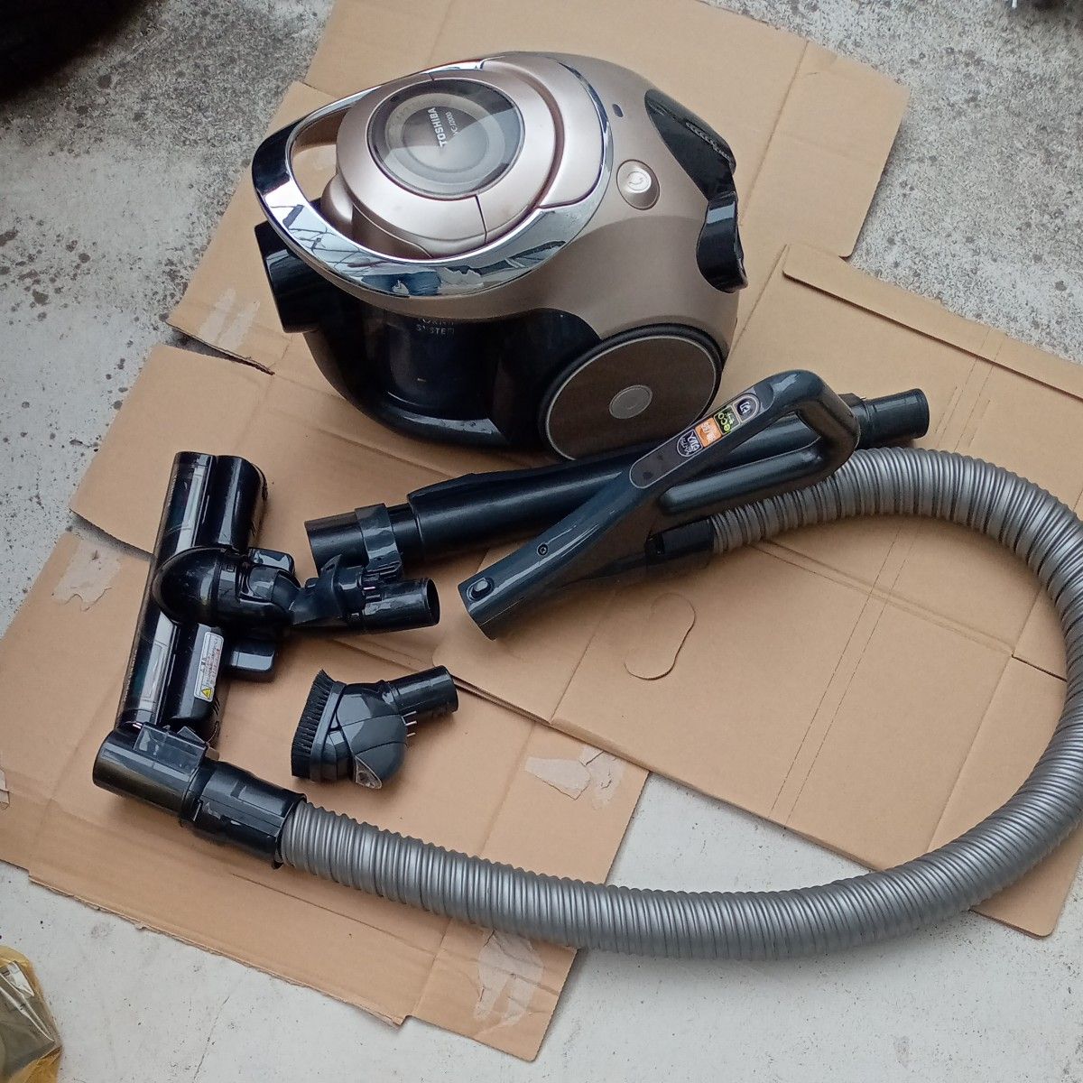 TOSHIBA 東芝 VC-J2000-N サイクロン掃除機 2012年製 東芝 VC-J2000(N) 2012年製 作動確認済|Yahoo!フリマ(旧PayPay