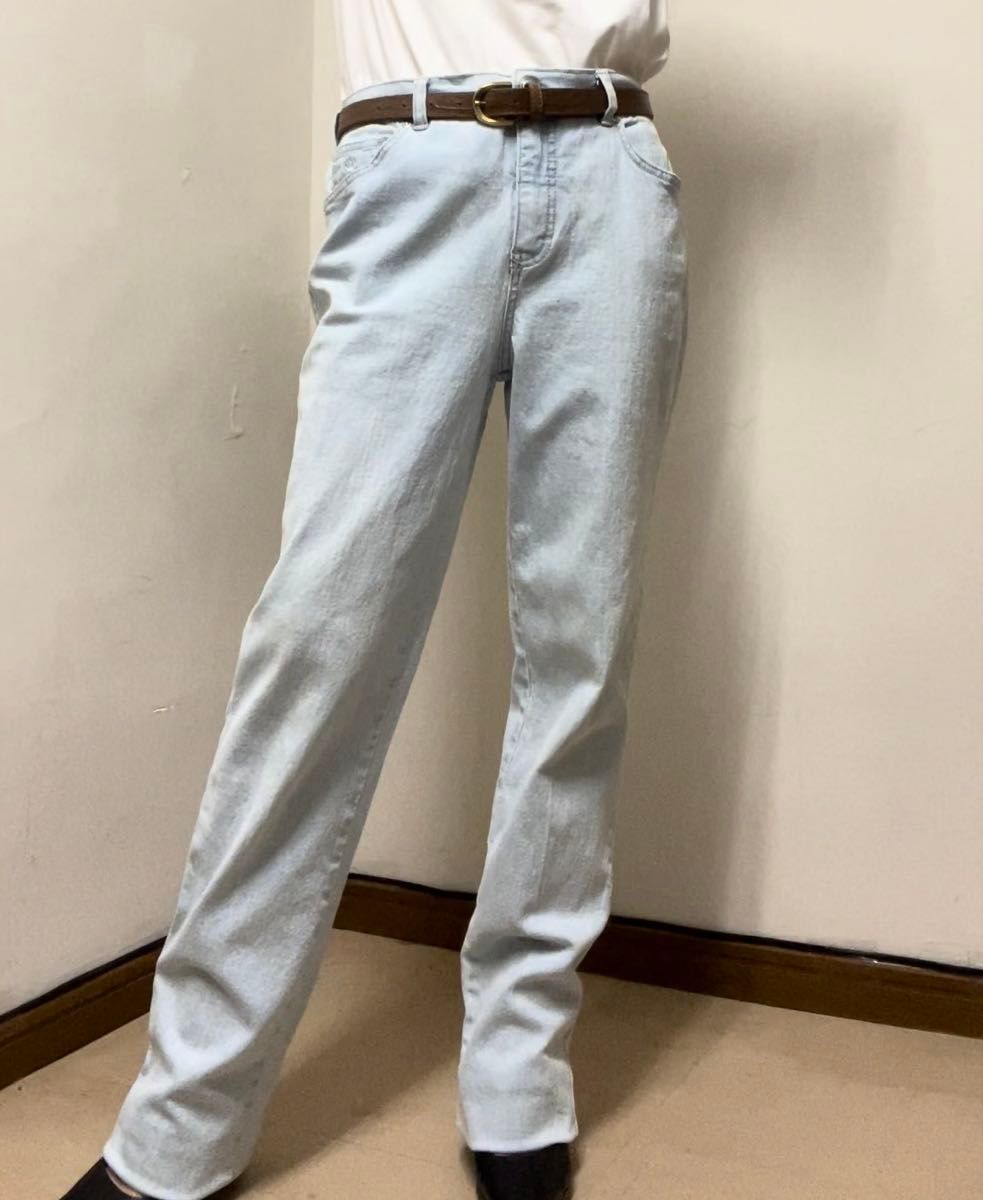 P003 グロリアバンデービルト ウォッシュストレートデニムパンツ ジーンズ 薄いブルー サイズ6