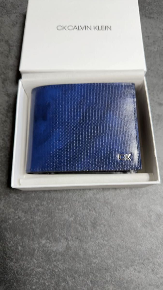 ck Calvin Klein 二つ折り財布 ネイビー【新品未使用】カルバンクライン グラデーション 紺 青 5